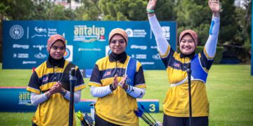 TRIO recurve wanita negara
